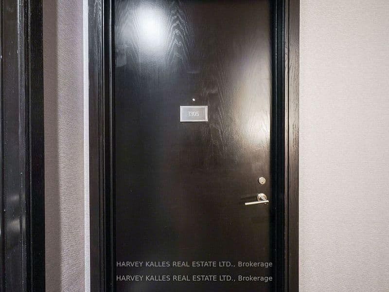 18 Yorkville Avenue, Unit 1305 thumbnail 5