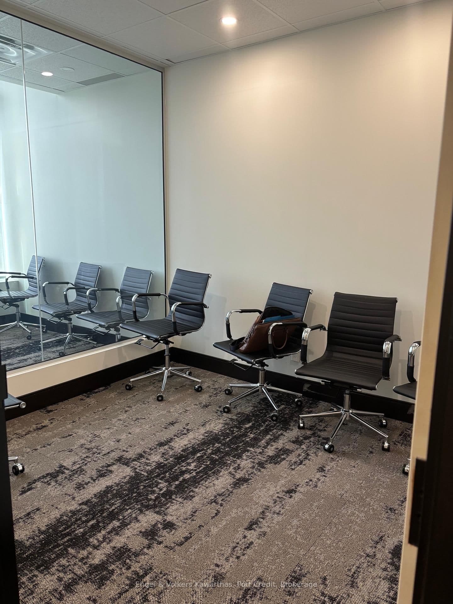 130 Queens Quay E, Unit 516 thumbnail 7