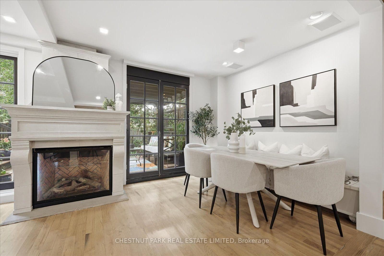 310 Bessborough Drive thumbnail 11