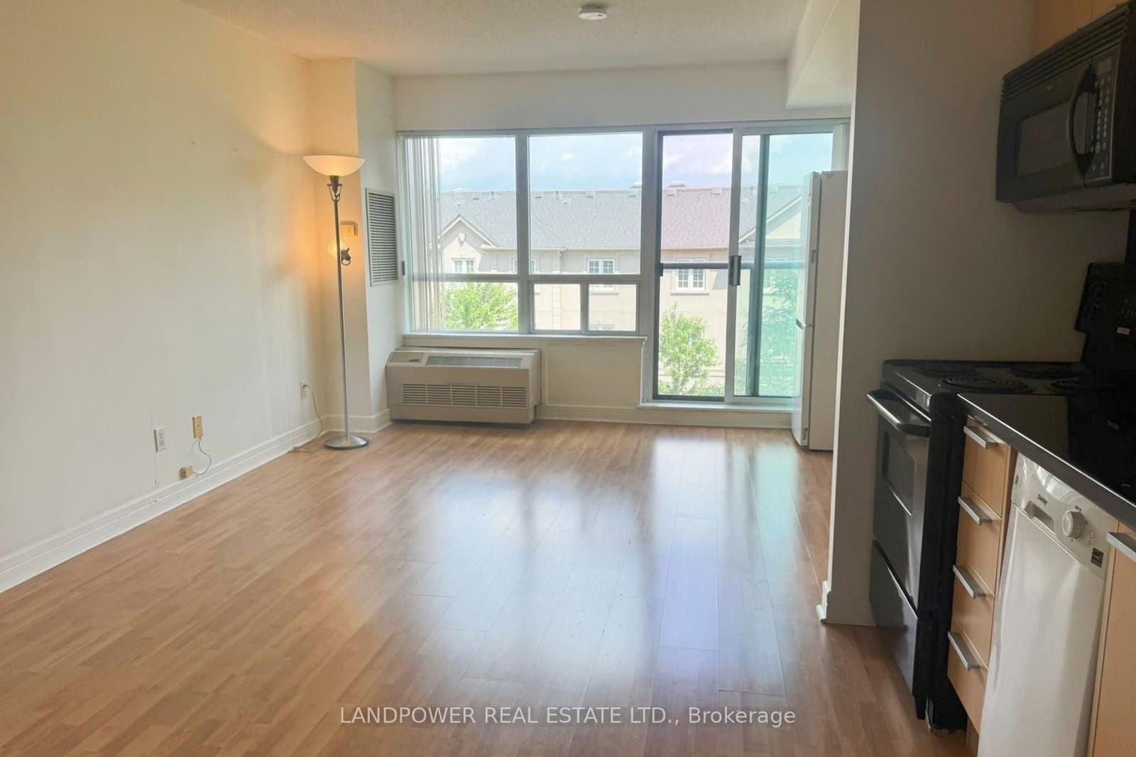19 Avondale Avenue, Unit 312 thumbnail 2