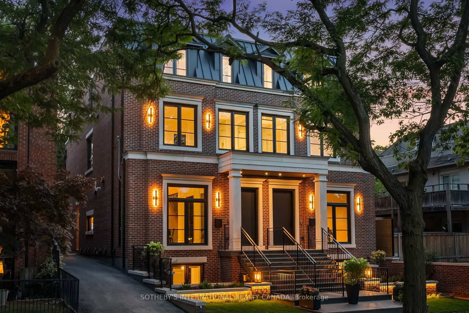 734 Avenue Road thumbnail 4