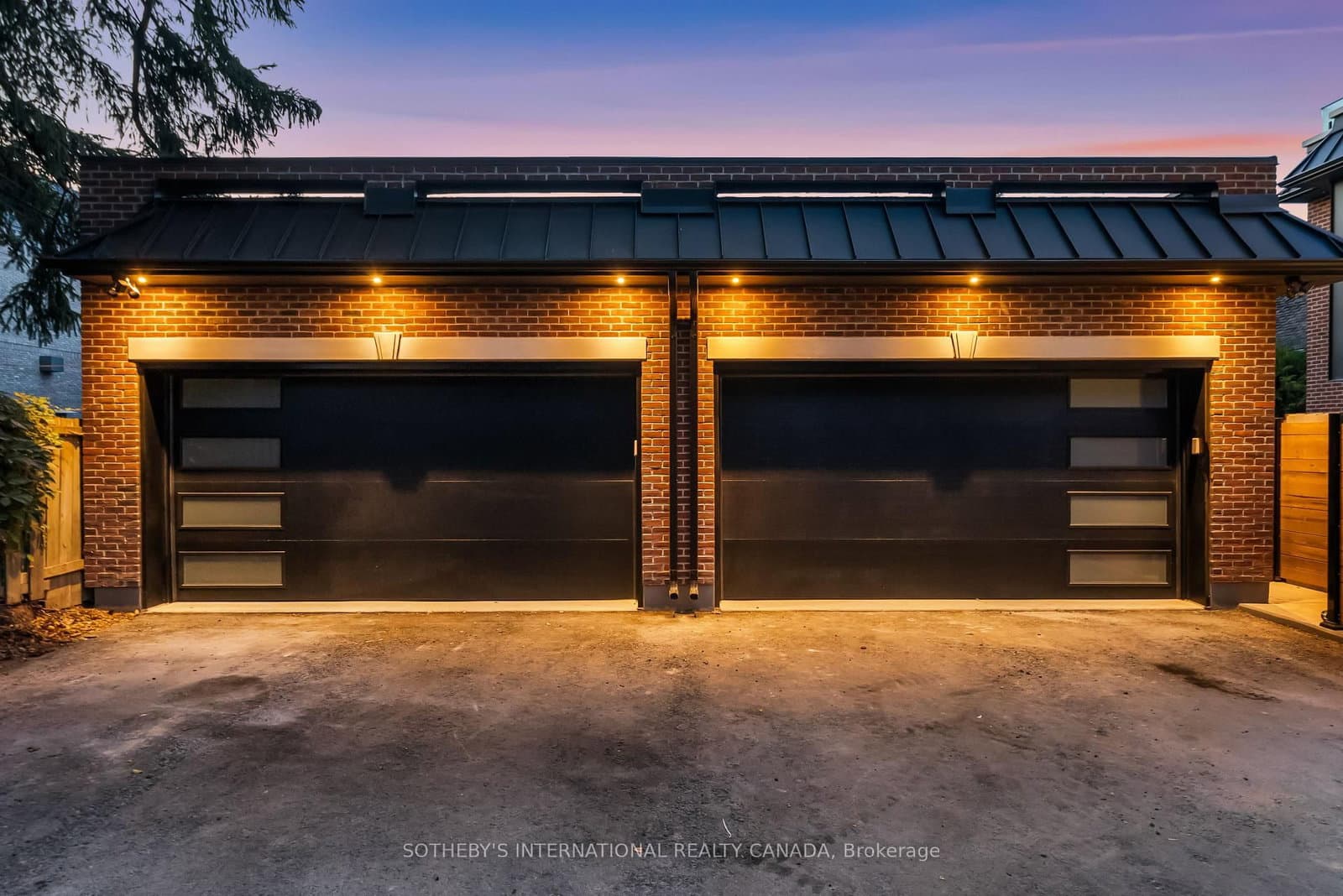734 Avenue Road thumbnail 42