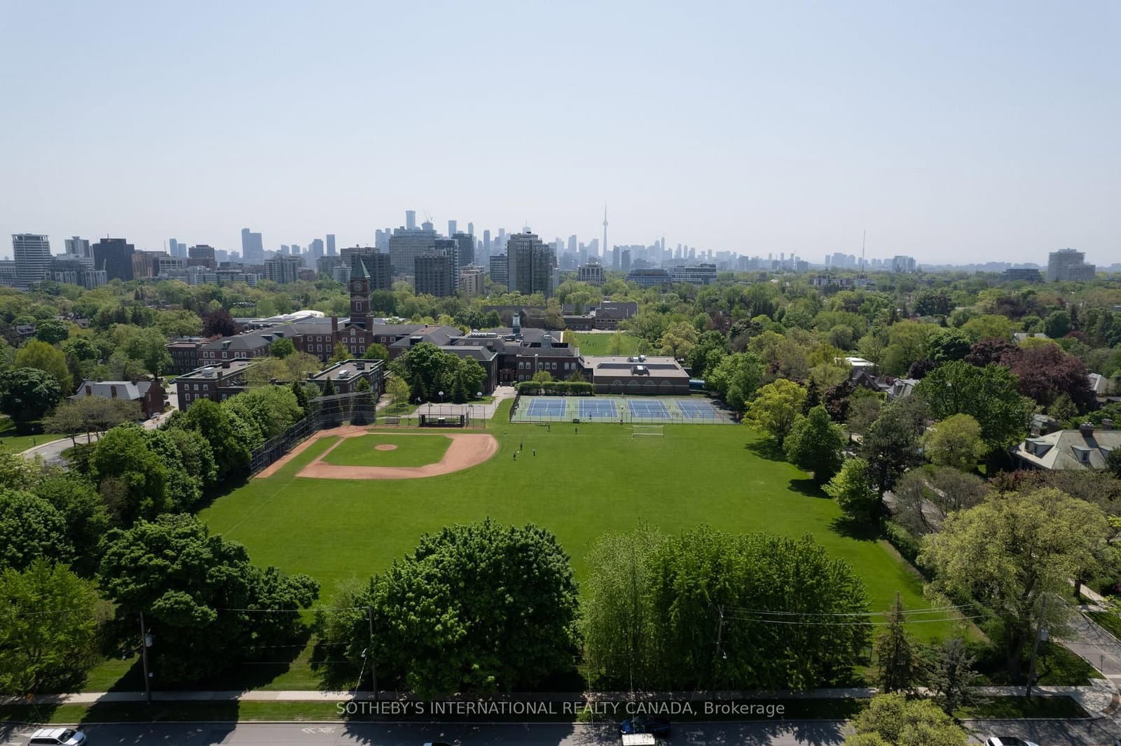 734 Avenue Road thumbnail 48