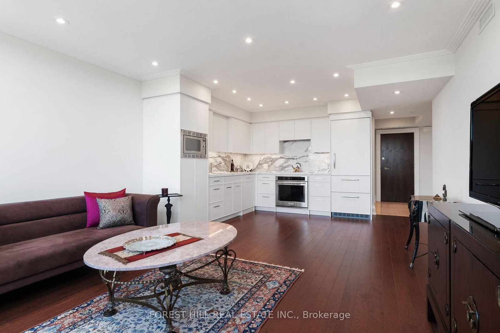 500 Avenue Road, Unit 1401 thumbnail 13