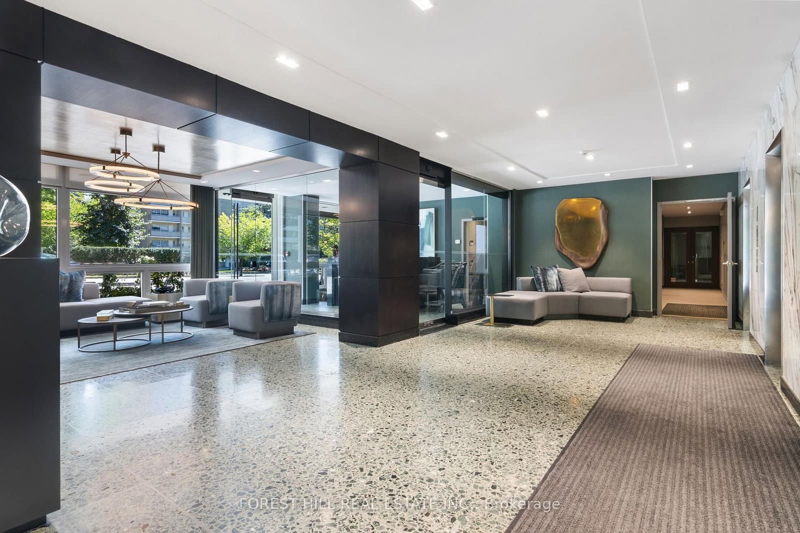 500 Avenue Road, Unit 1401 thumbnail 44