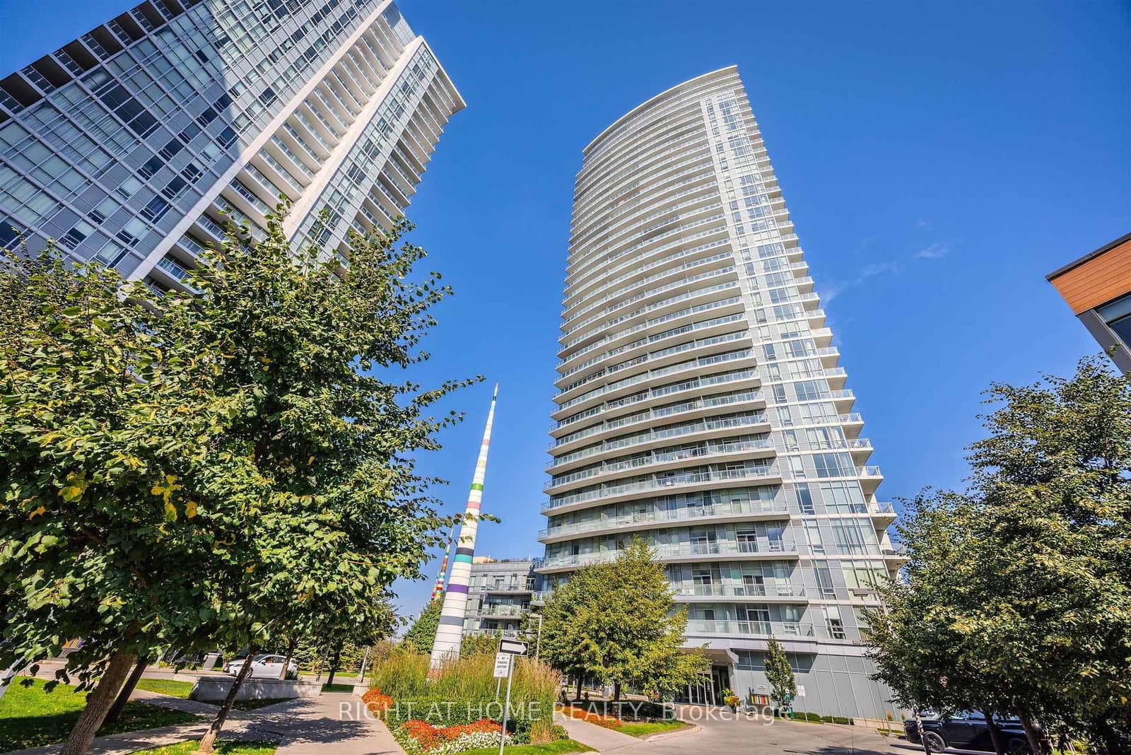 70 Forest Manor Road, Unit 206 thumbnail 2