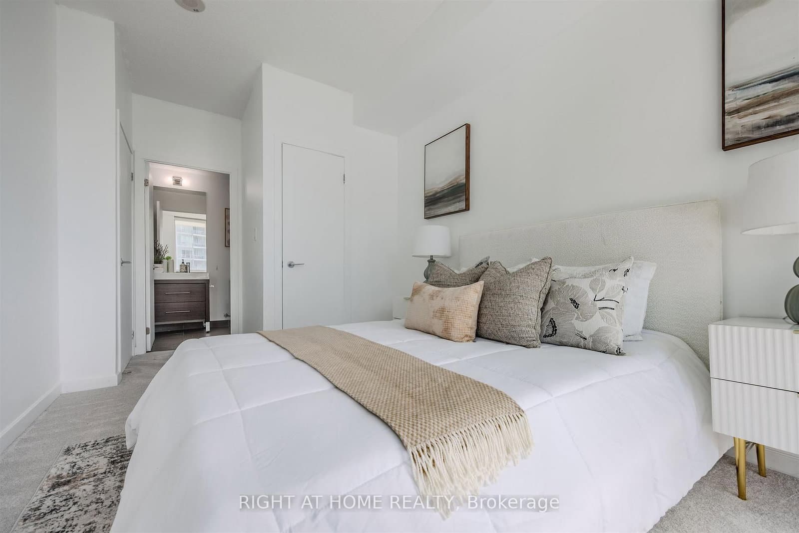 70 Forest Manor Road, Unit 206 thumbnail 22