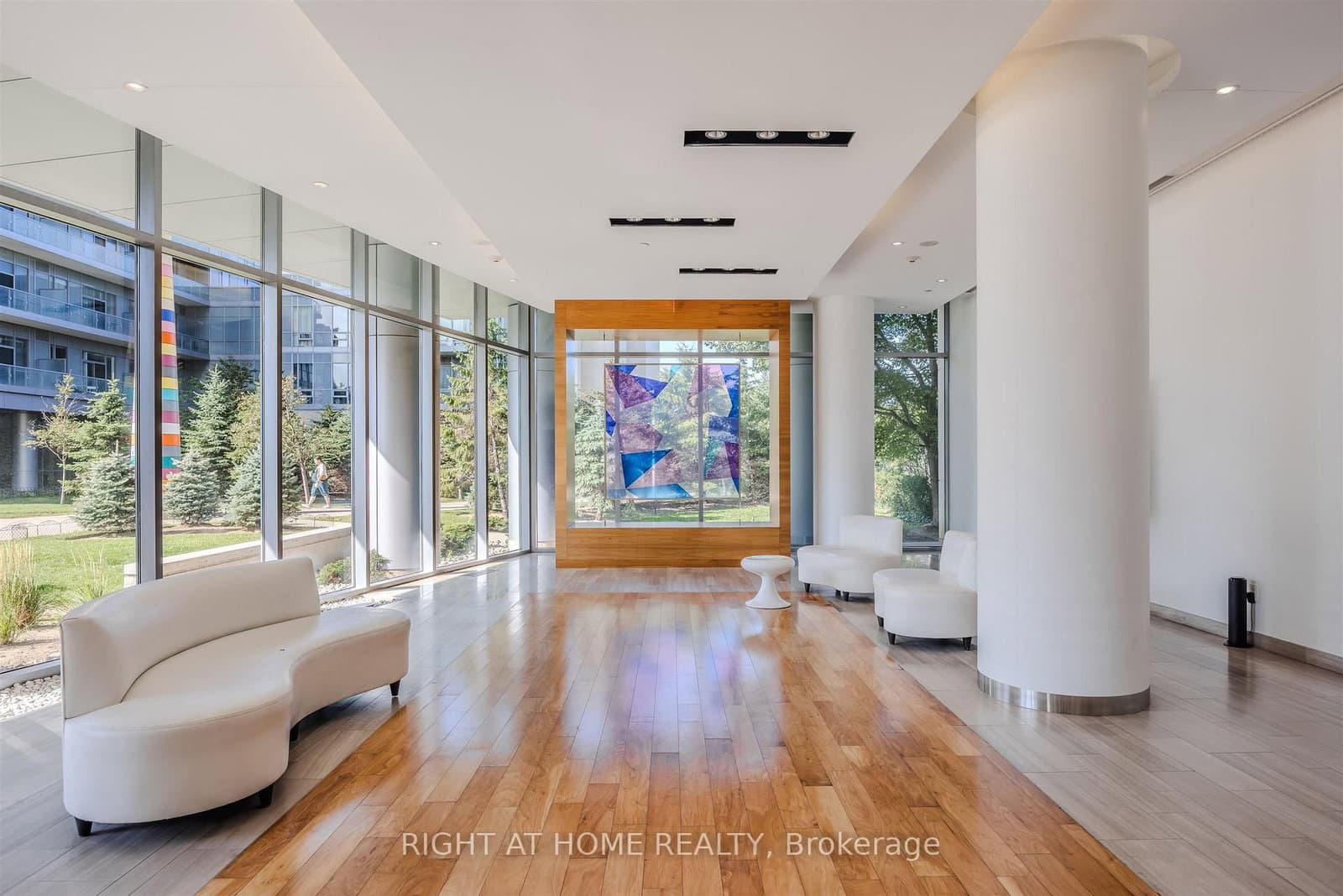 70 Forest Manor Road, Unit 206 thumbnail 5