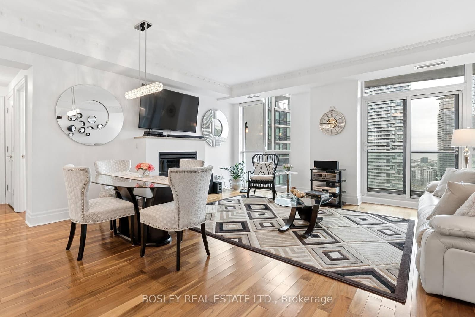 16 Harbour Street, Unit 4501 thumbnail 3