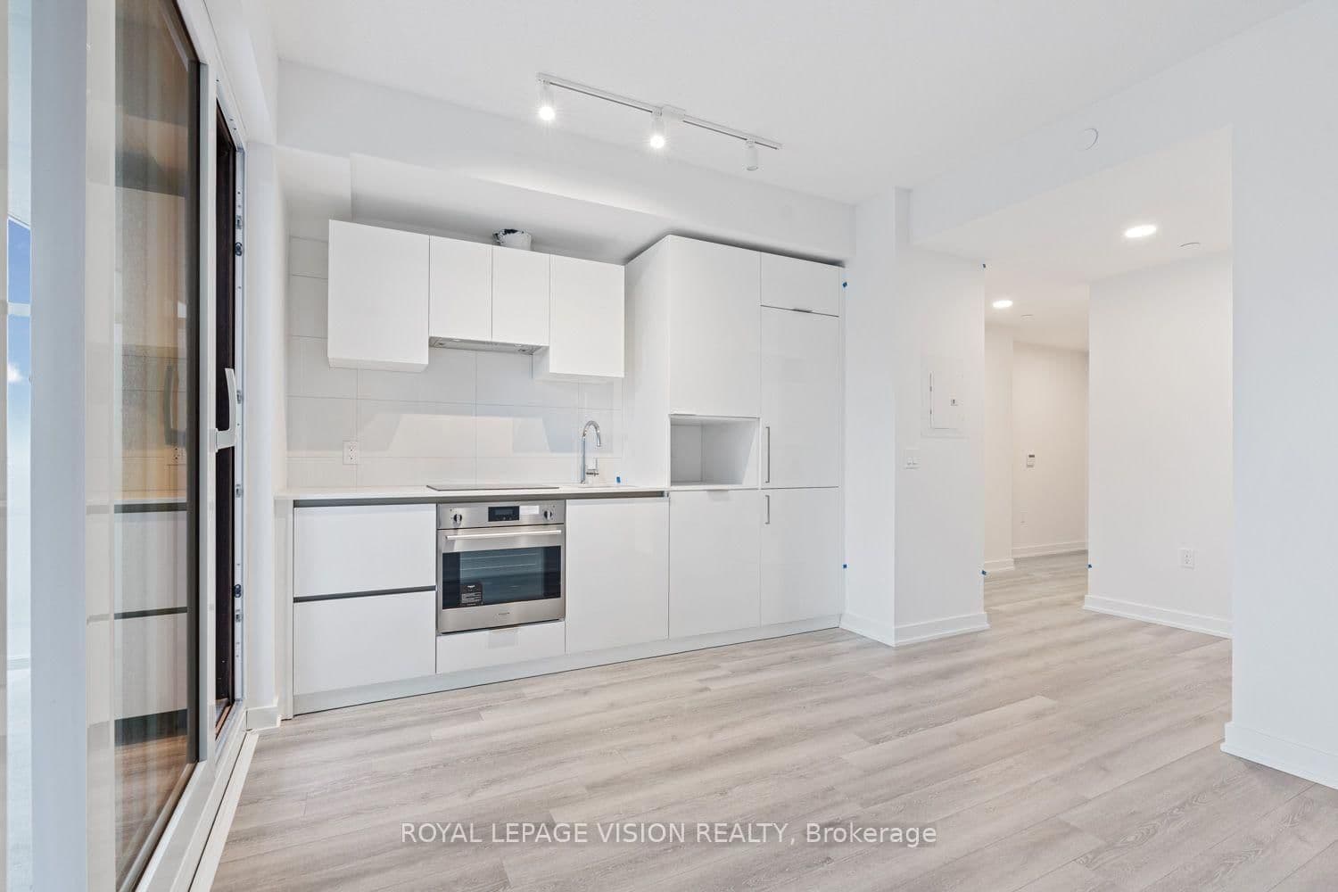 230 Simcoe Street, Unit 3113 thumbnail 13