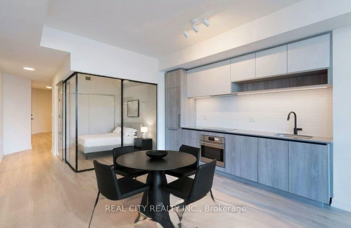181 Sterling Road, Unit 711 thumbnail 12