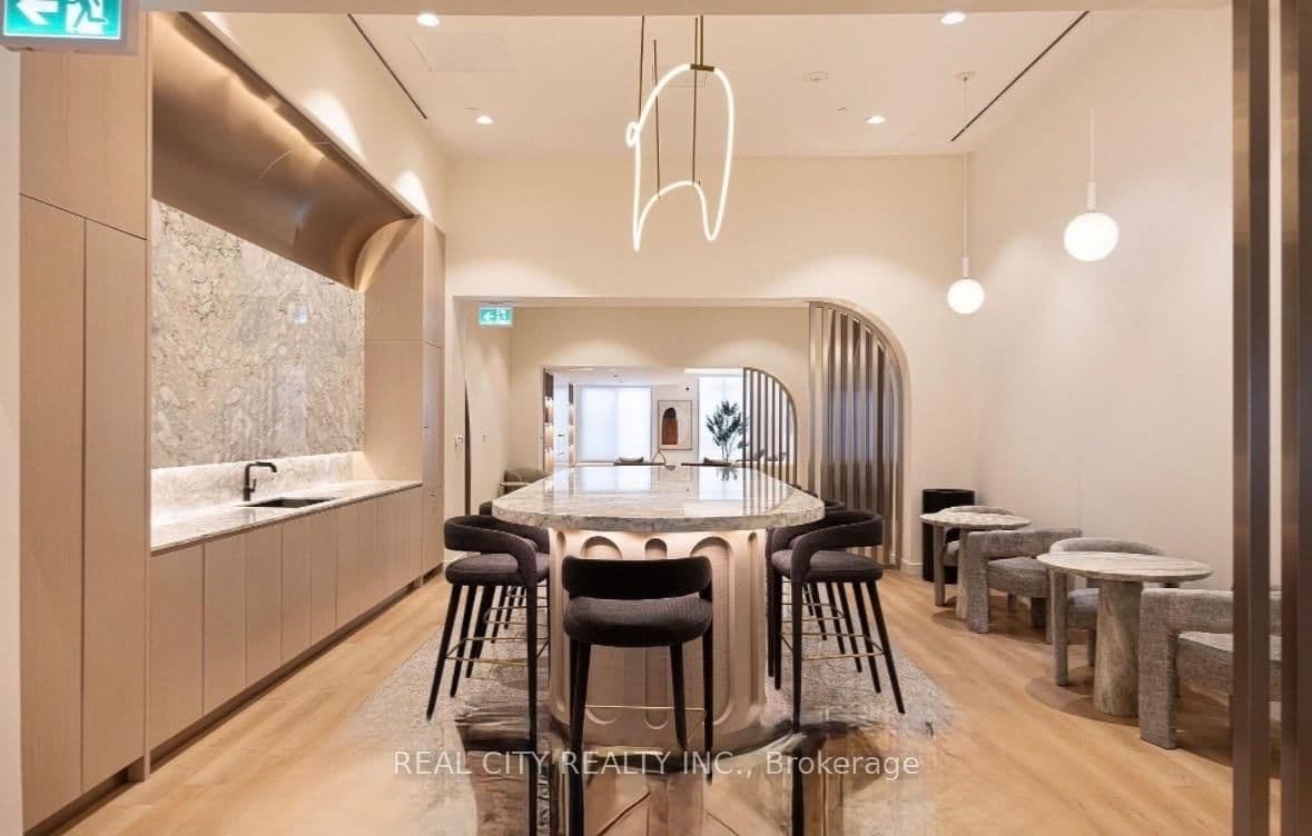 181 Sterling Road, Unit 711 thumbnail 23