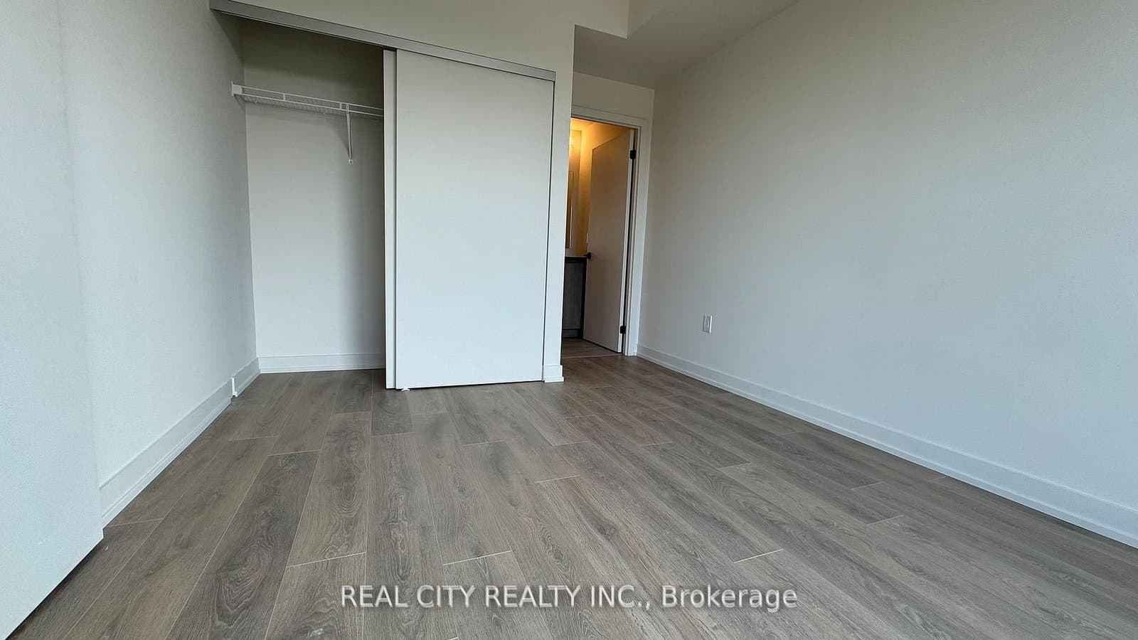 181 Sterling Road, Unit 711 thumbnail 8