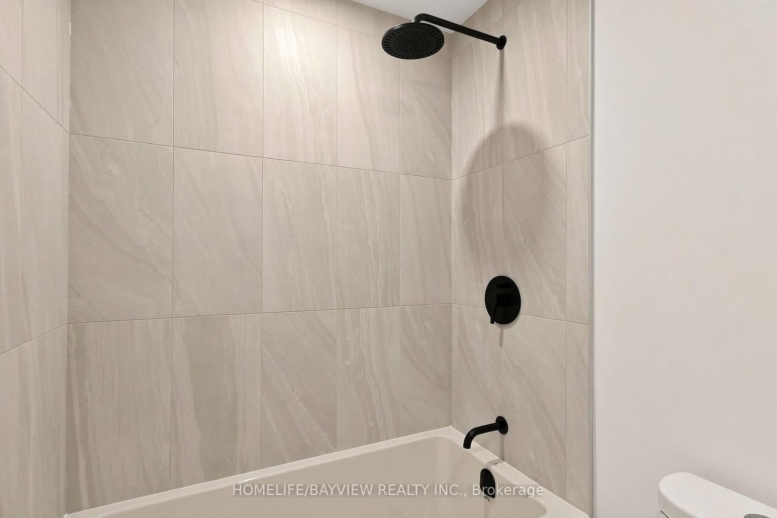 109 Erskine Avenue, Unit 1706 thumbnail 25