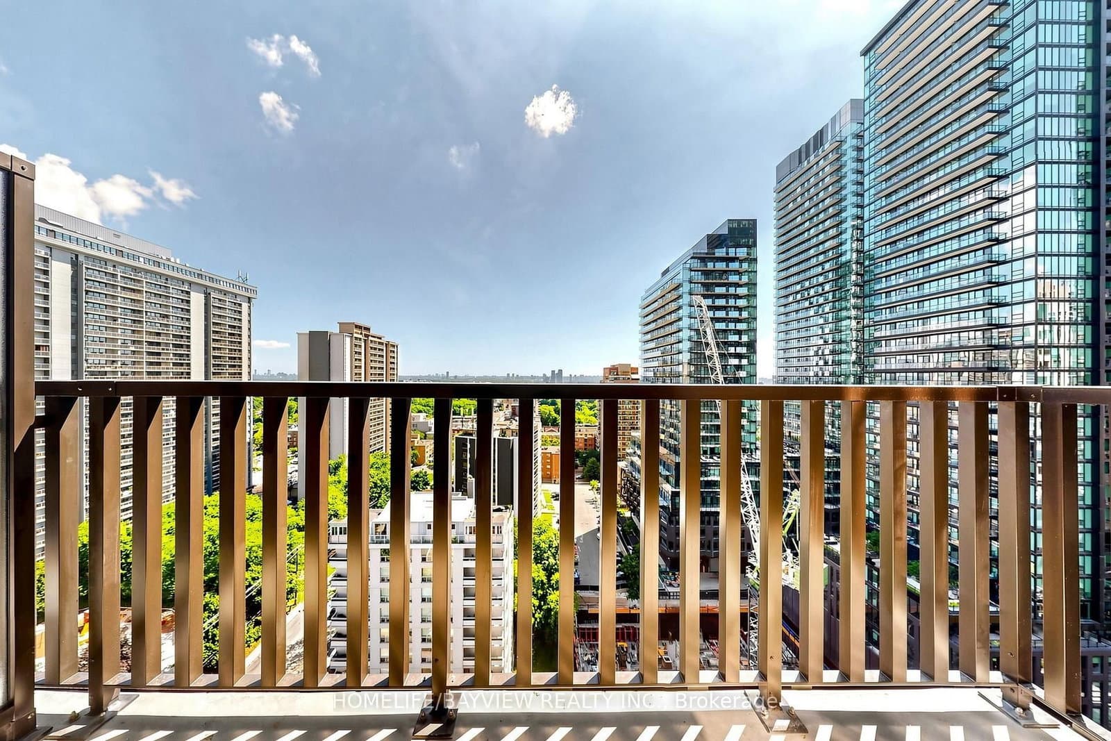 109 Erskine Avenue, Unit 1706 thumbnail 27
