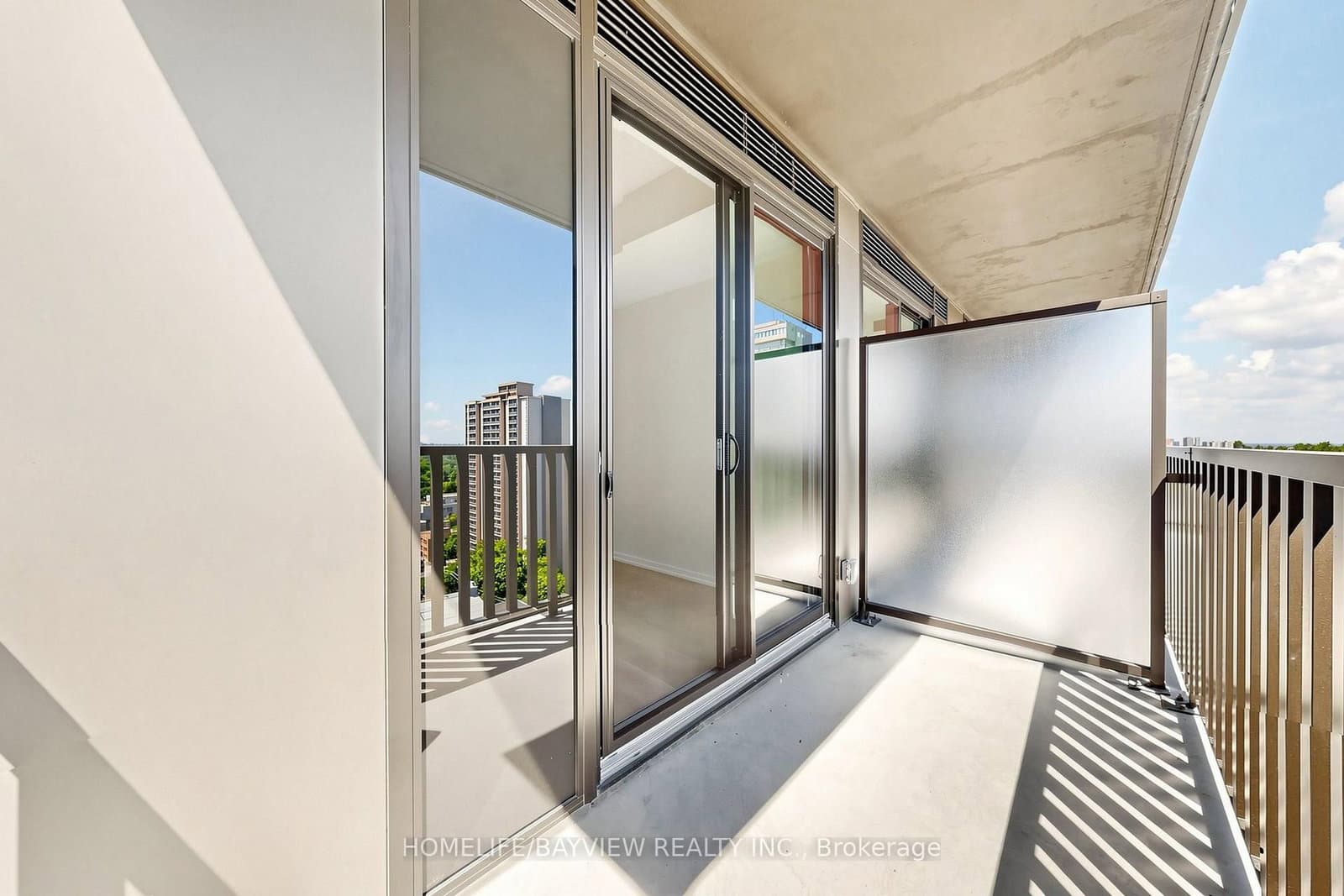 109 Erskine Avenue, Unit 1706 thumbnail 28
