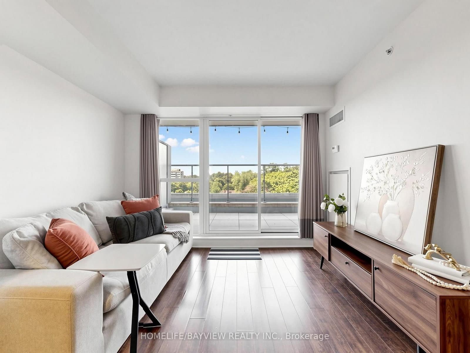 58 Orchard View Boulevard, Unit 511 thumbnail 6