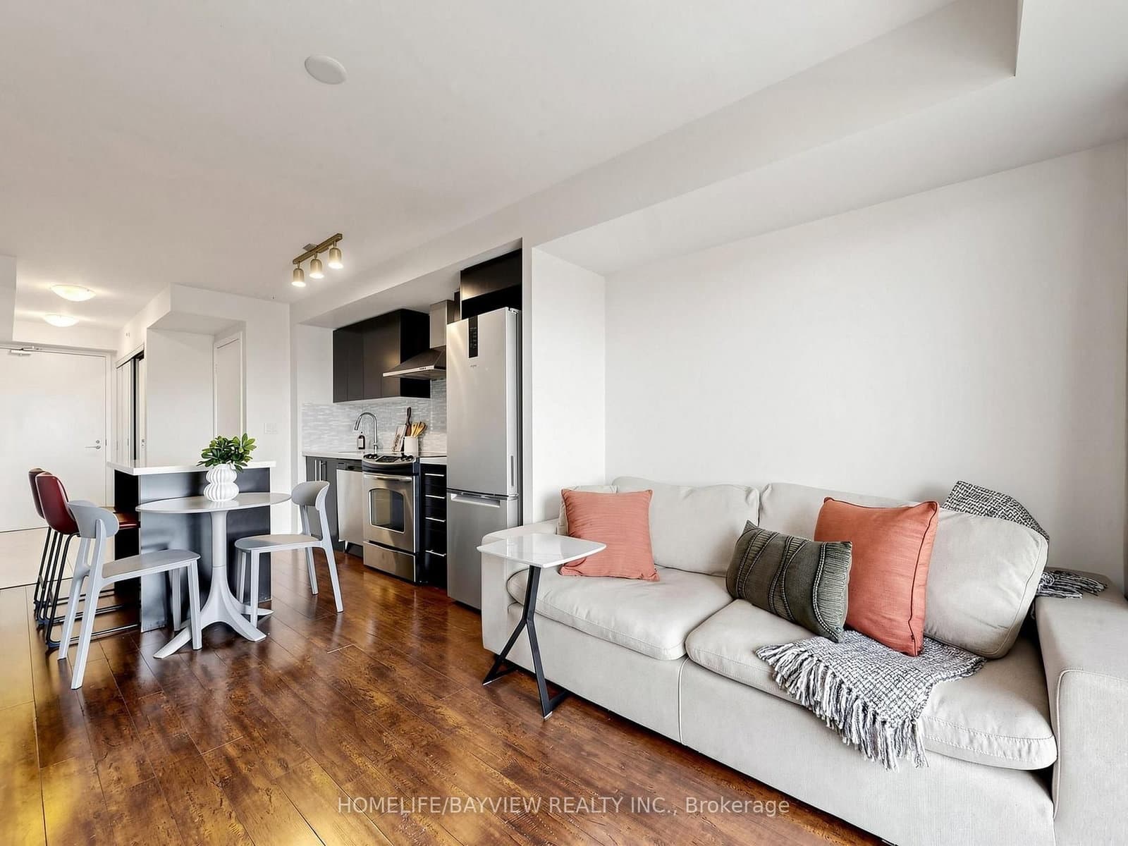 58 Orchard View Boulevard, Unit 511 thumbnail 10