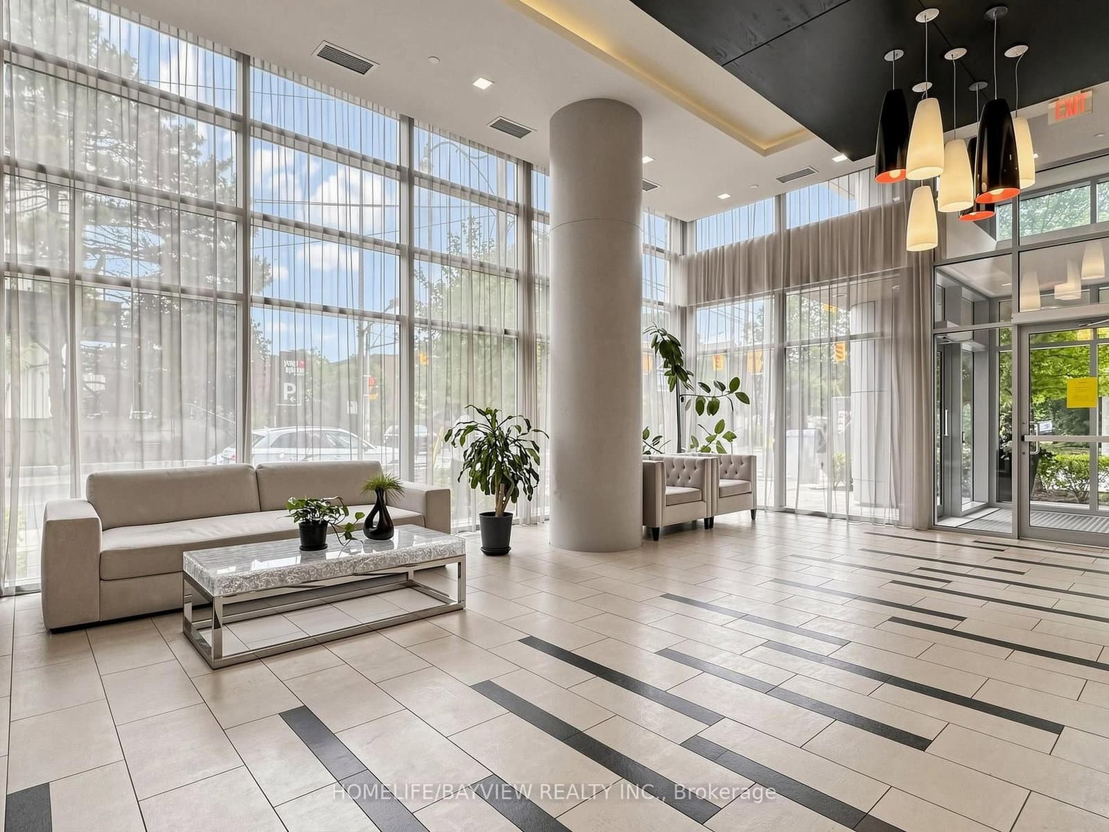 58 Orchard View Boulevard, Unit 511 thumbnail 2