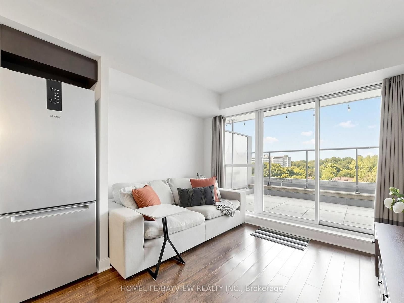 58 Orchard View Boulevard, Unit 511 thumbnail 7