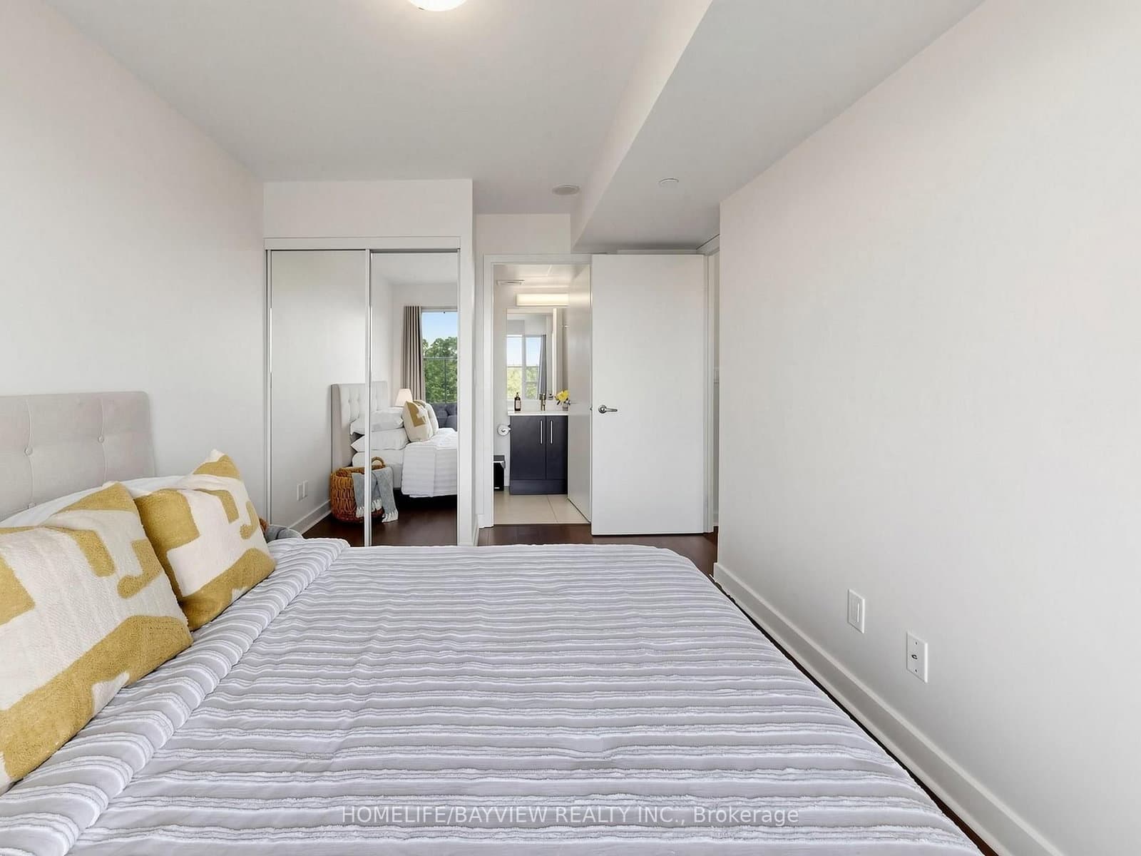 58 Orchard View Boulevard, Unit 511 thumbnail 21