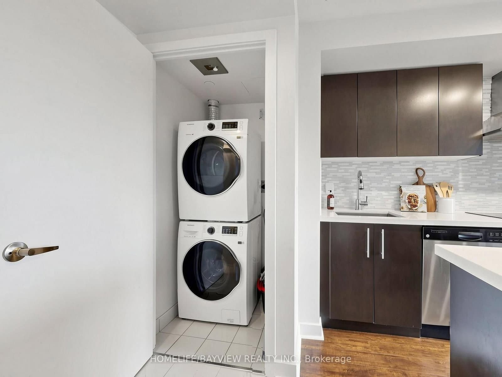 58 Orchard View Boulevard, Unit 511 thumbnail 24