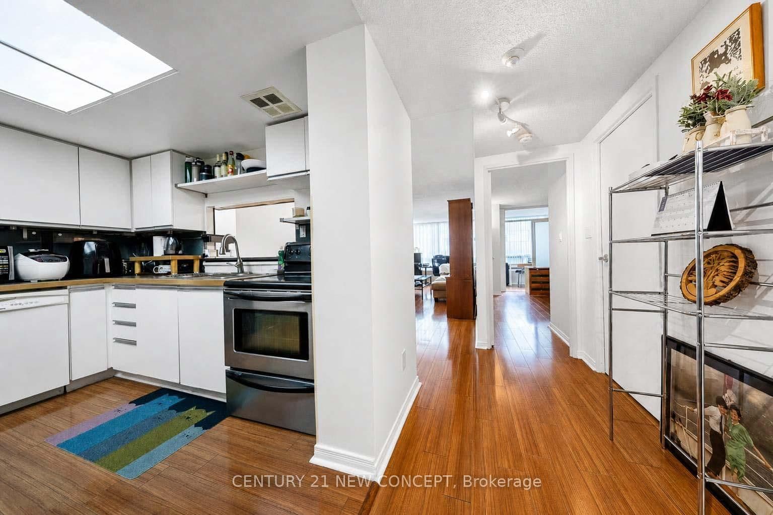 5765 Yonge Street, Unit 101 thumbnail 12