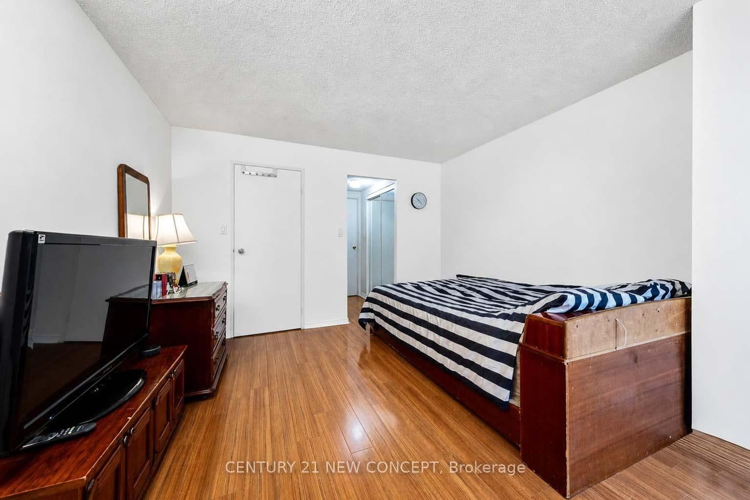 5765 Yonge Street, Unit 101 thumbnail 17