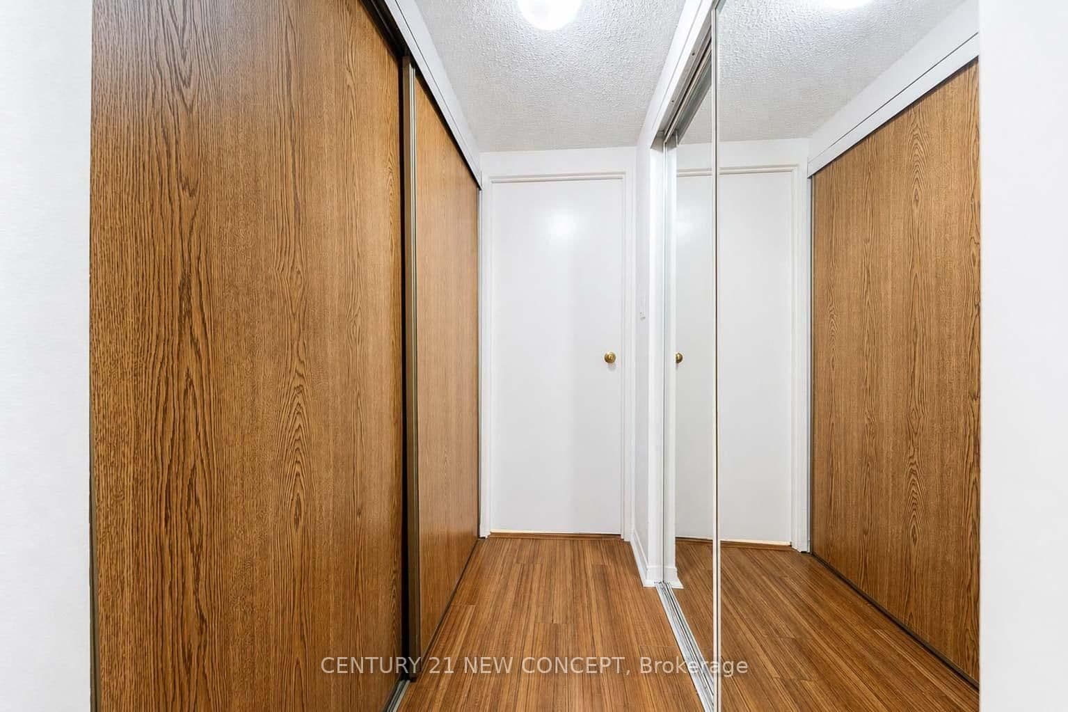 5765 Yonge Street, Unit 101 thumbnail 18
