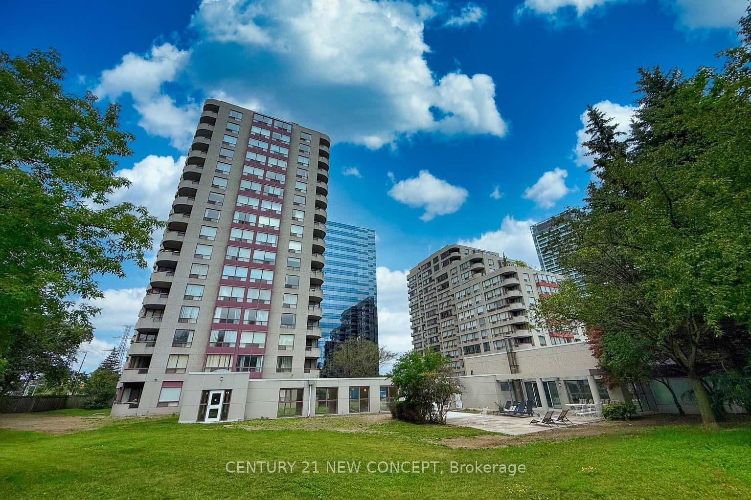 5765 Yonge Street, Unit 101 thumbnail 38