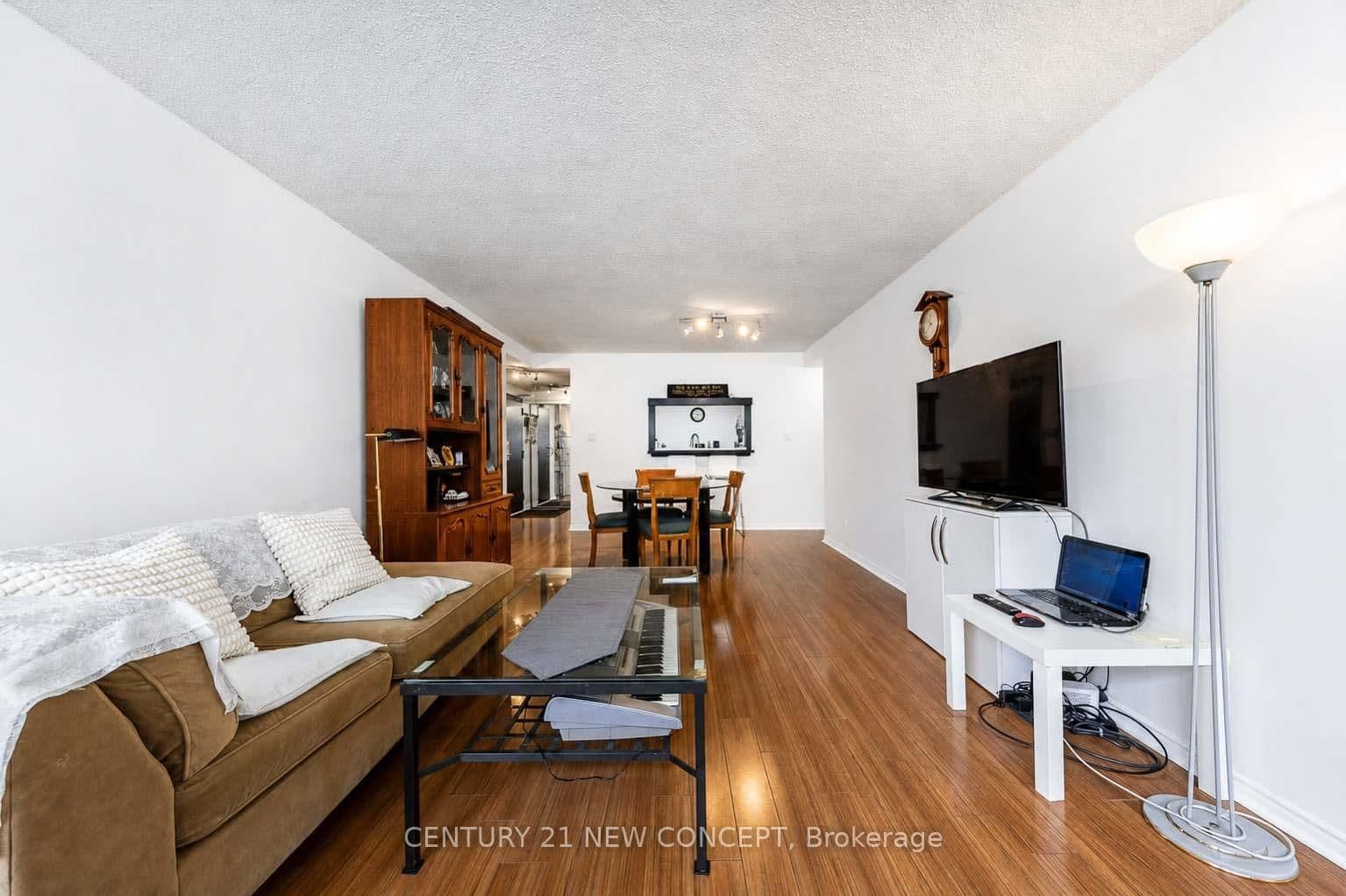 5765 Yonge Street, Unit 101 thumbnail 7
