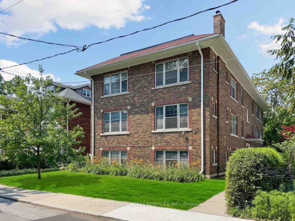 12 Kendal Avenue, Unit 5 - Image 1