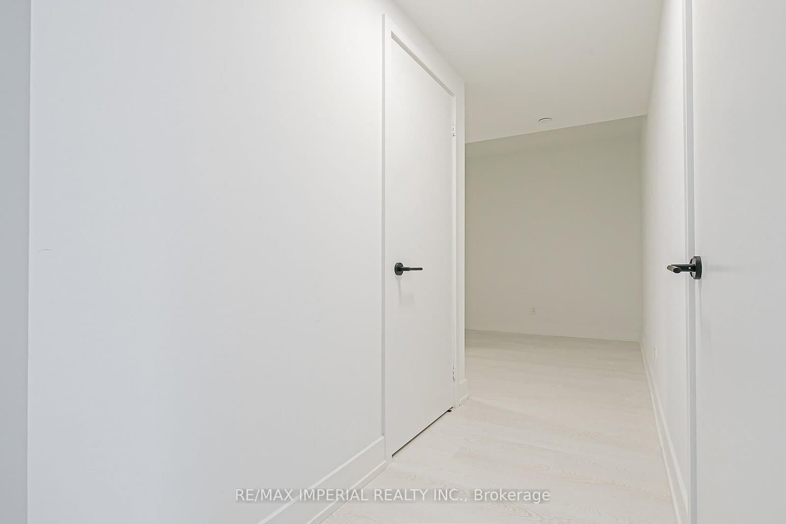 308 Jarvis Street, Unit 305 thumbnail 22