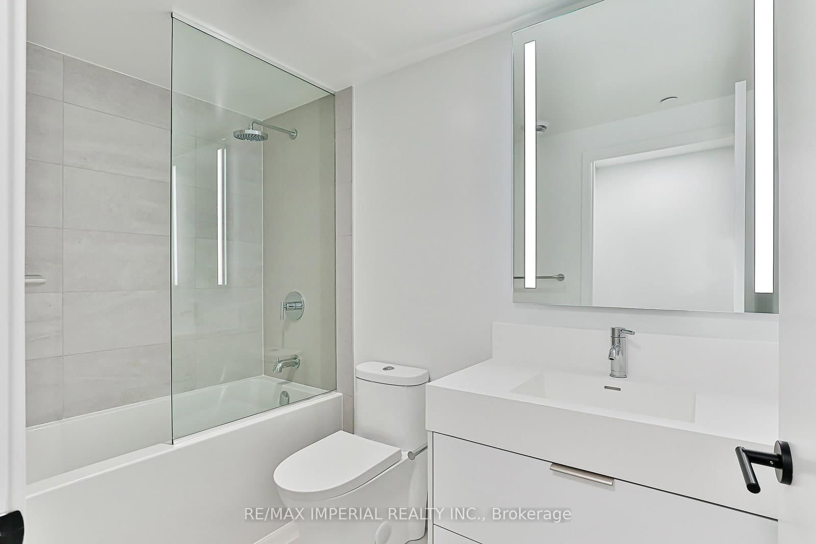 308 Jarvis Street, Unit 305 thumbnail 26