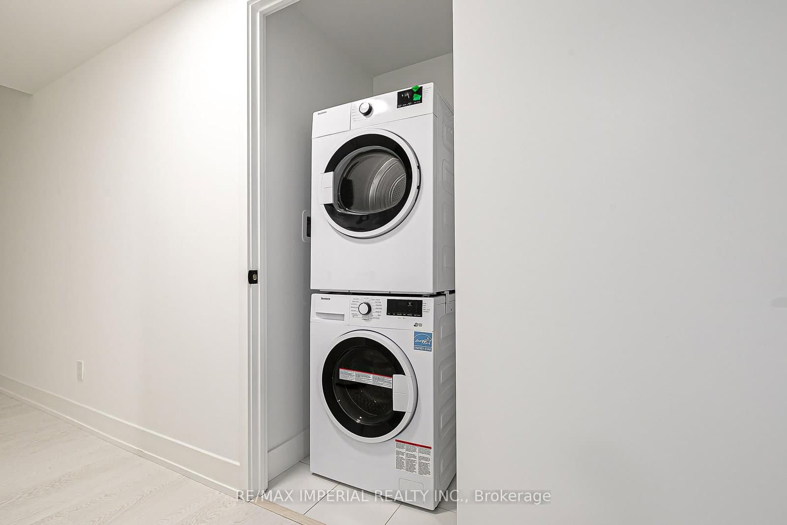 308 Jarvis Street, Unit 305 thumbnail 35