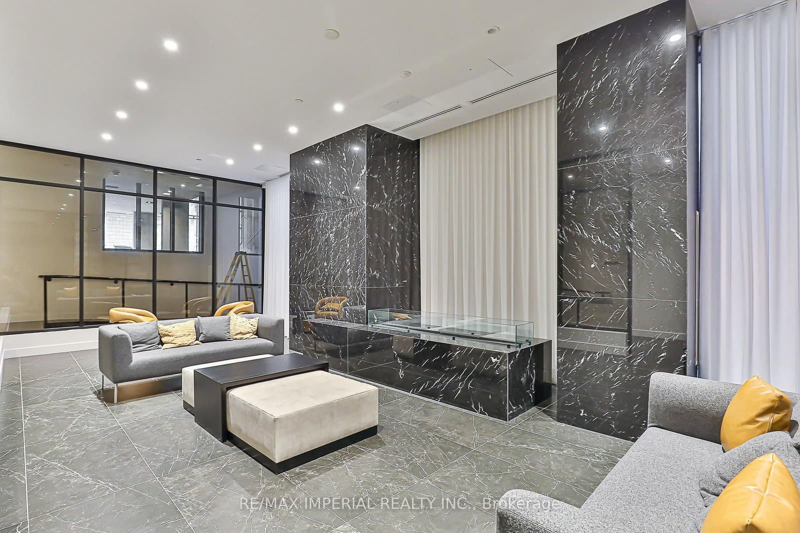 308 Jarvis Street, Unit 305 thumbnail 37