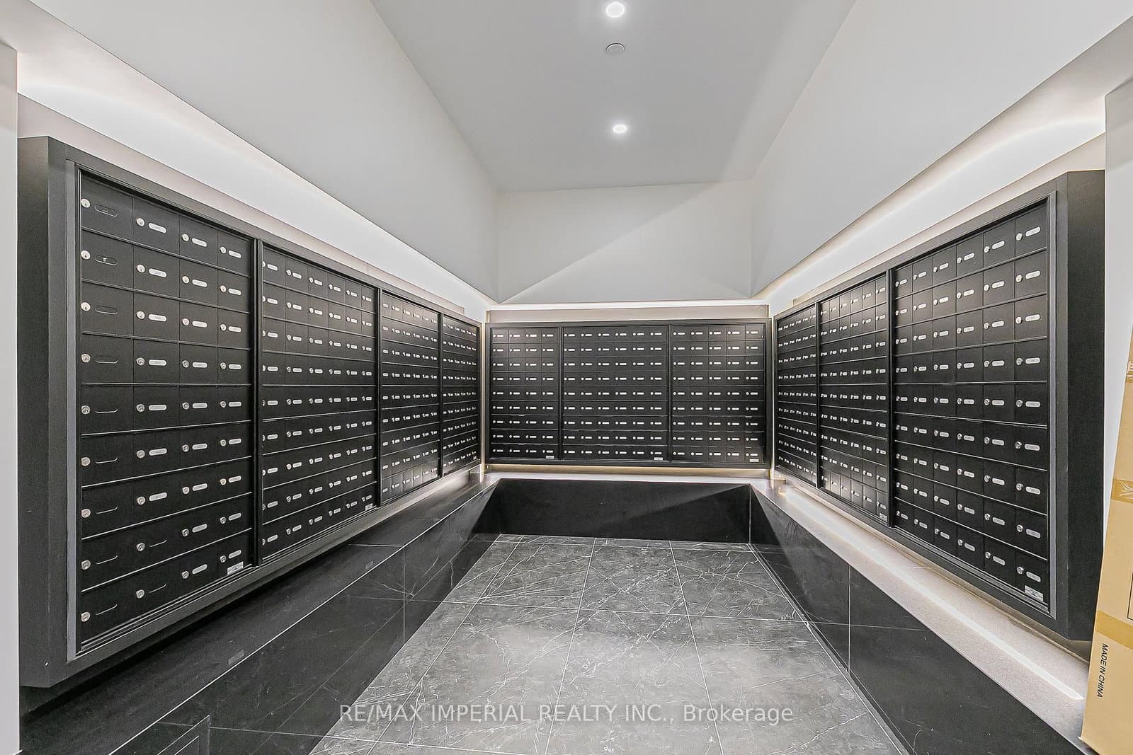 308 Jarvis Street, Unit 305 thumbnail 39