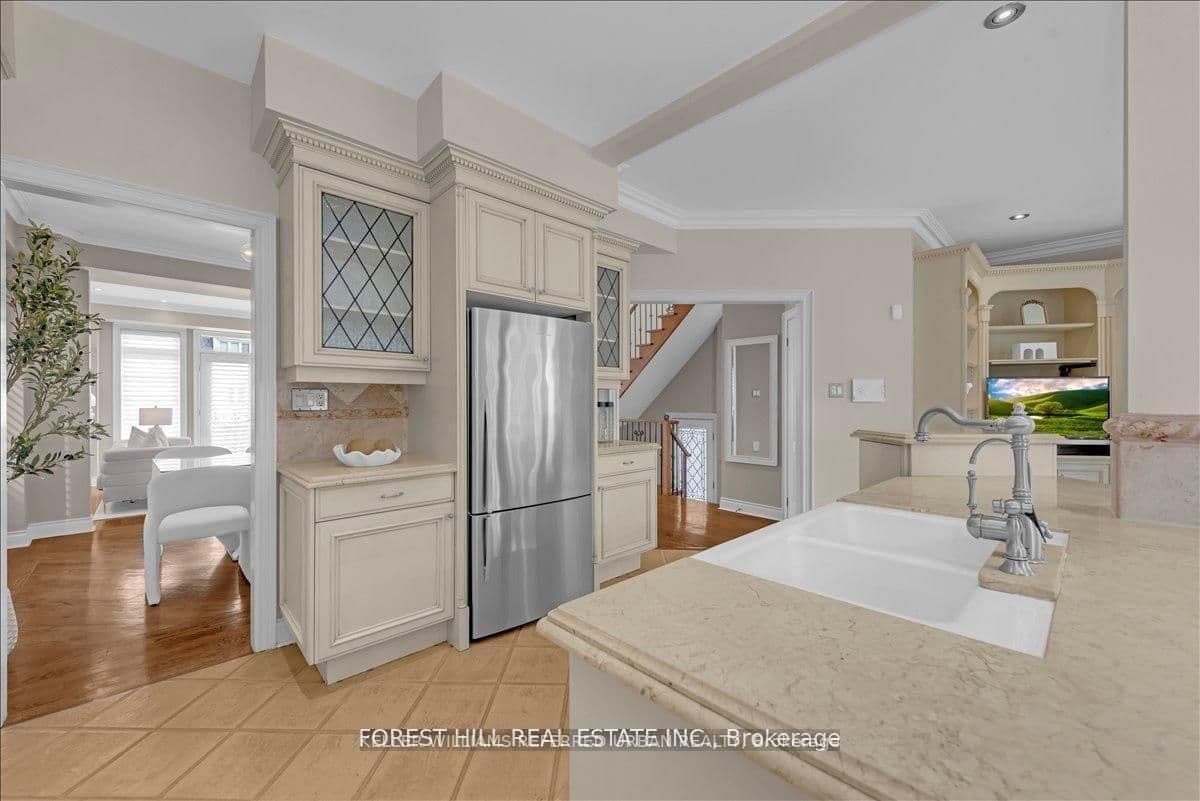 313 Broadway Avenue thumbnail 14