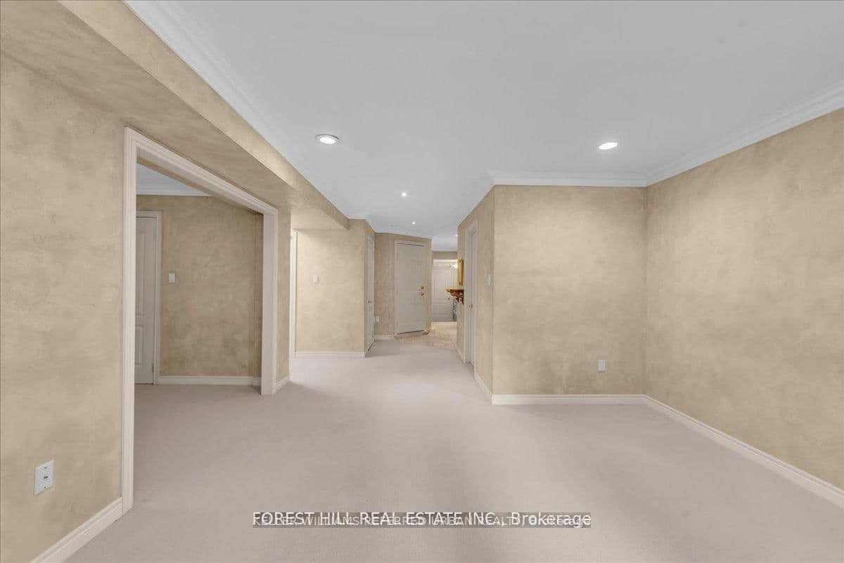 313 Broadway Avenue thumbnail 39