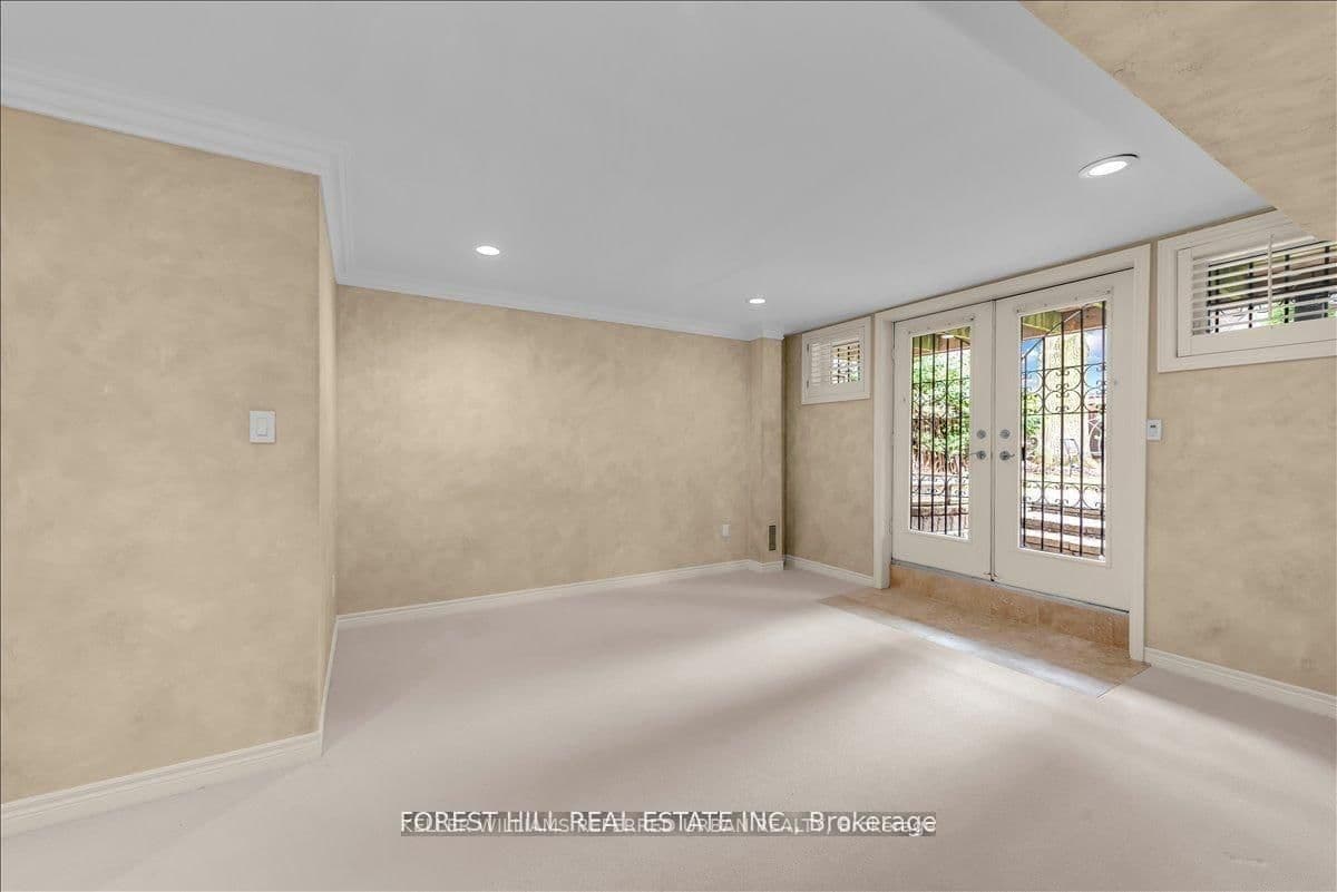 313 Broadway Avenue thumbnail 41