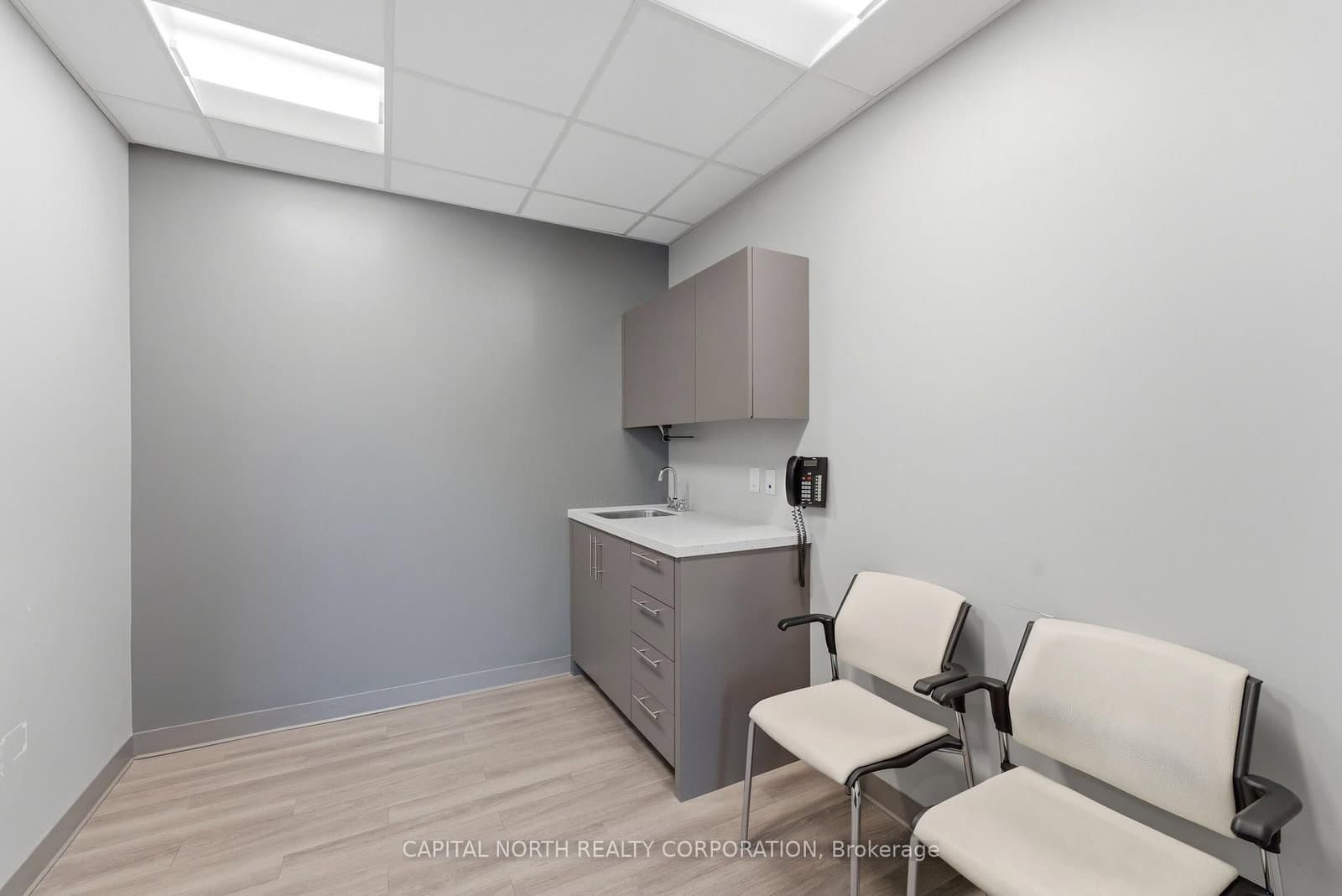 236 Avenue Road, Unit 2nd Floor OPT B thumbnail 15