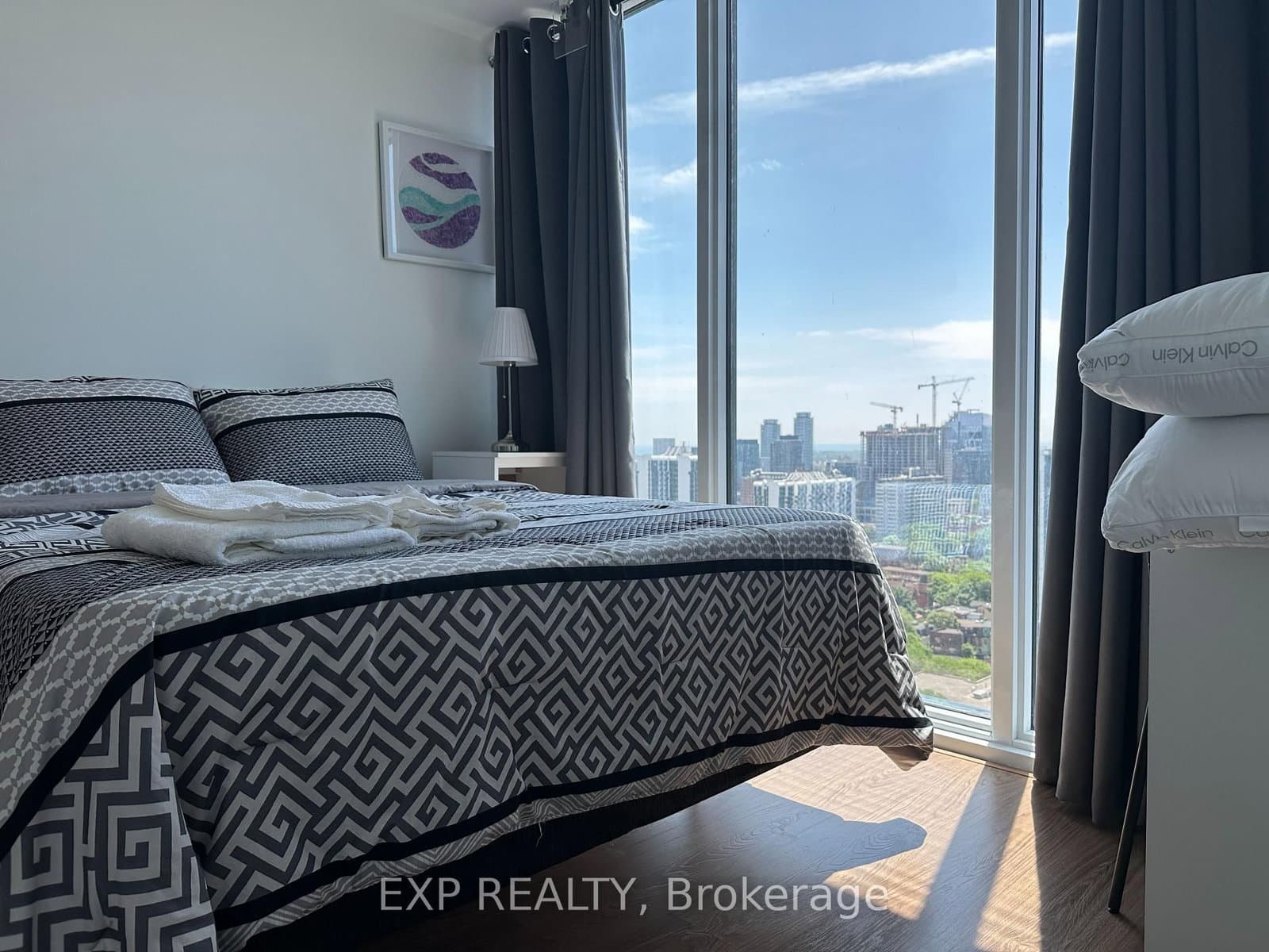 319 Jarvis Street, Unit 2517 thumbnail 11