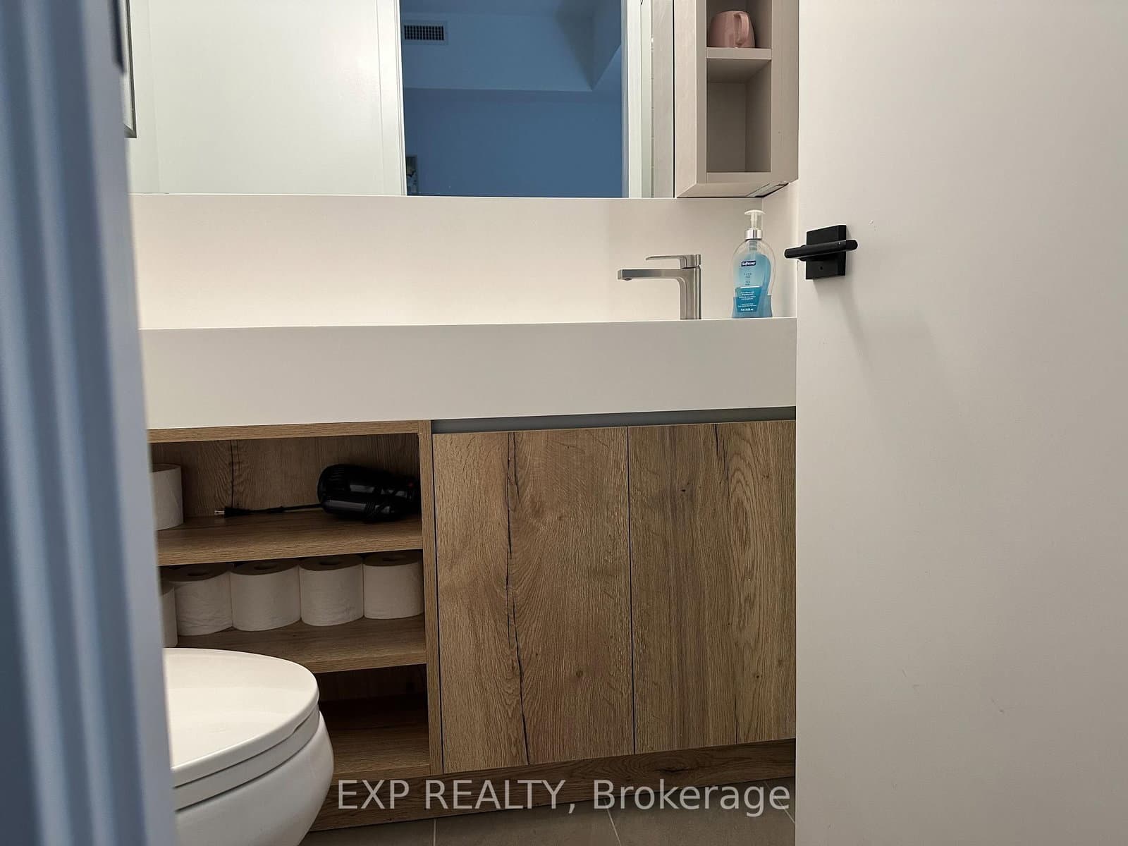 319 Jarvis Street, Unit 2517 thumbnail 5
