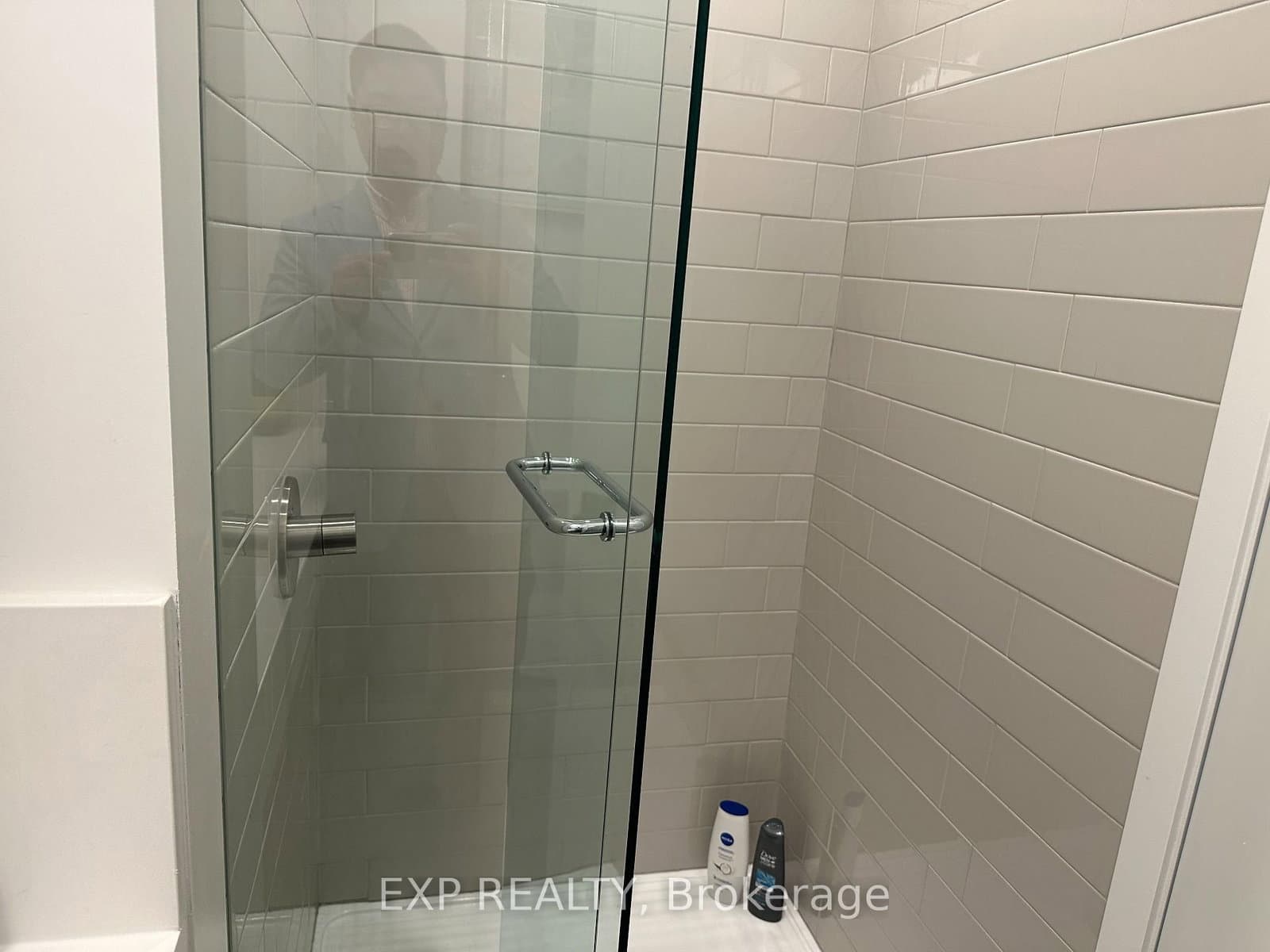 319 Jarvis Street, Unit 2517 thumbnail 6