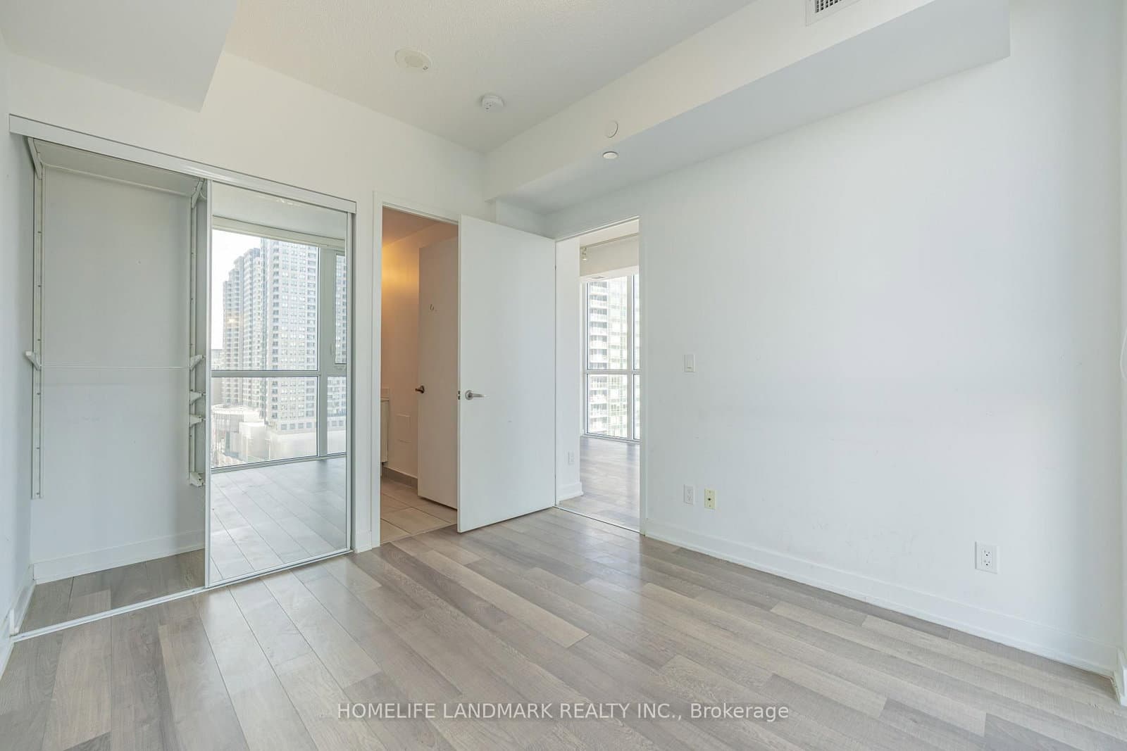 5180 Yonge Street, Unit 1207 thumbnail 20
