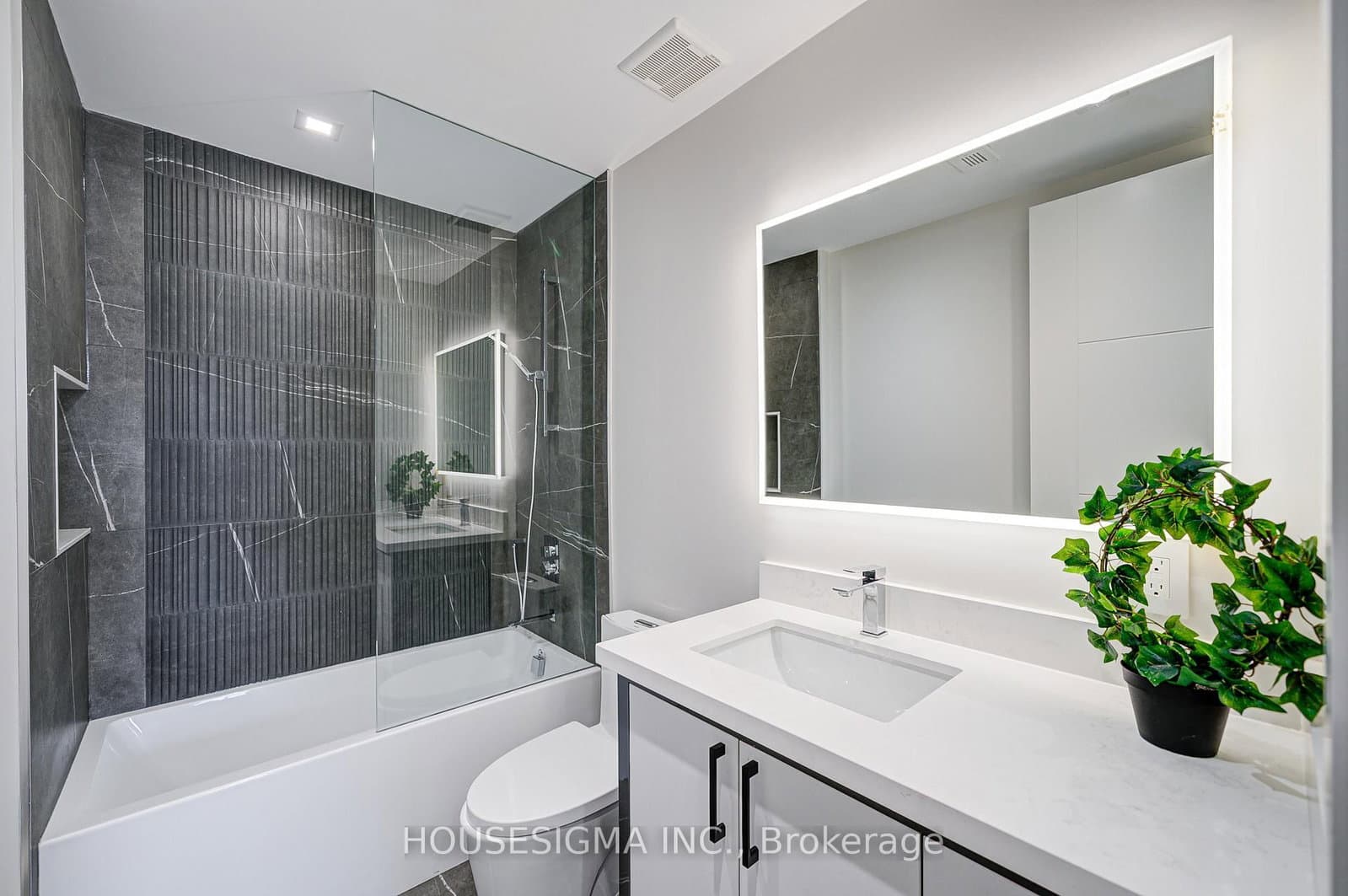 151 Dewbourne Avenue thumbnail 15