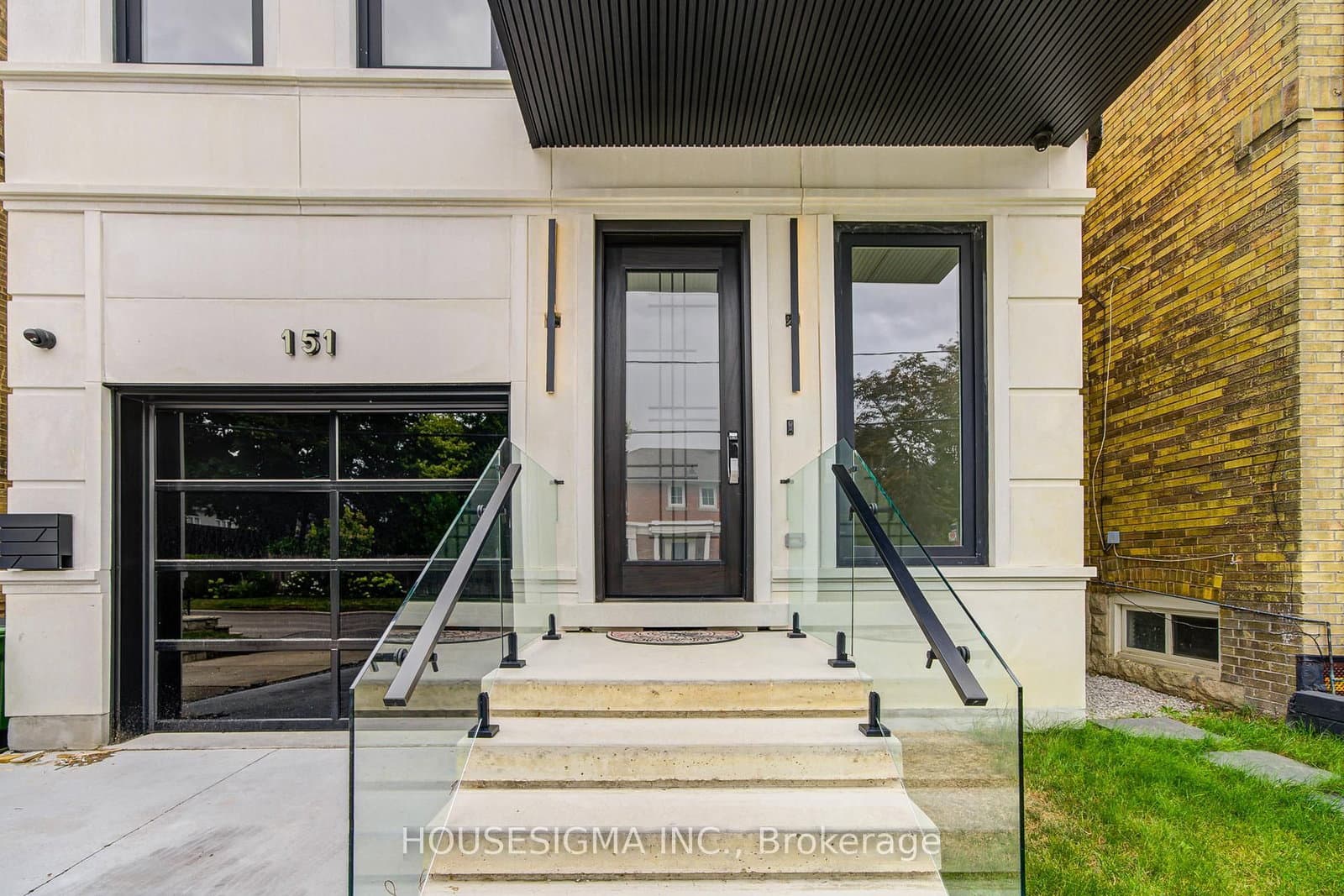 151 Dewbourne Avenue thumbnail 2