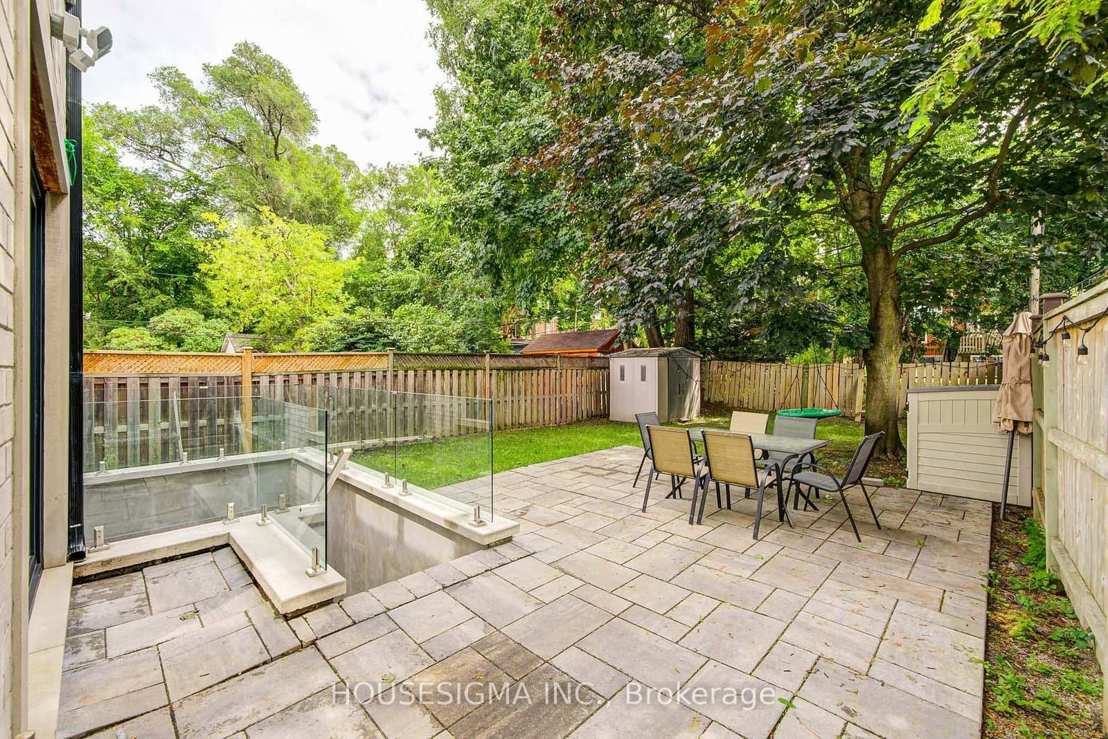 151 Dewbourne Avenue thumbnail 22