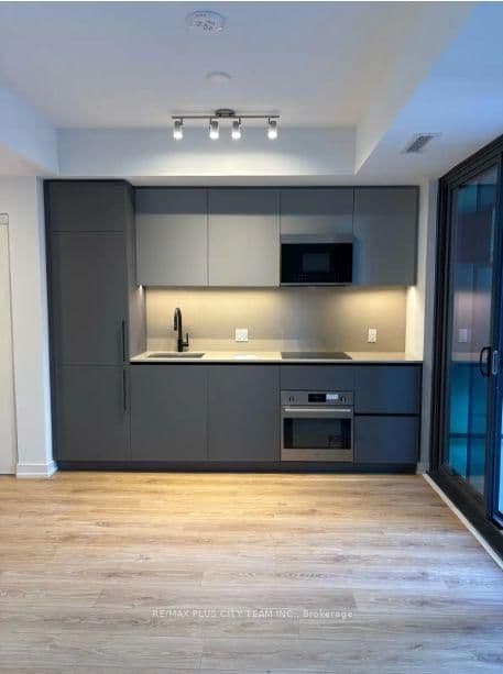 35 Parliament Street, Unit 502 thumbnail 4
