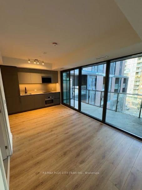 35 Parliament Street, Unit 502 thumbnail 5